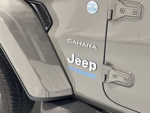 Thumbnail: 2022 Jeep Wrangler - 7