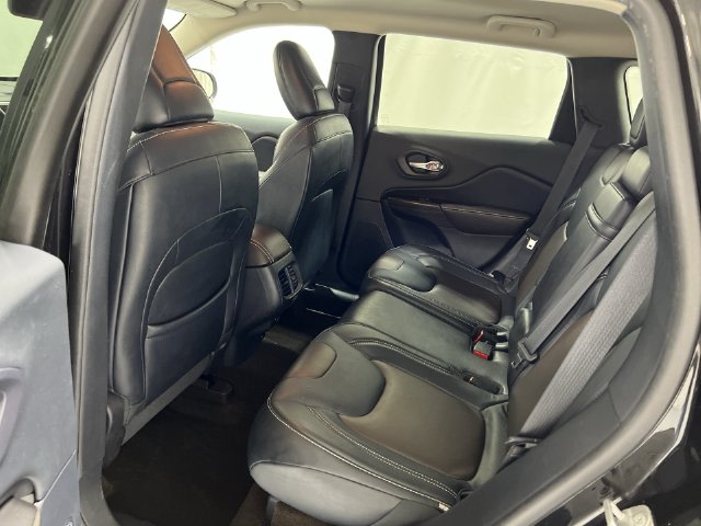 Thumbnail: 2014 Jeep Cherokee - 26