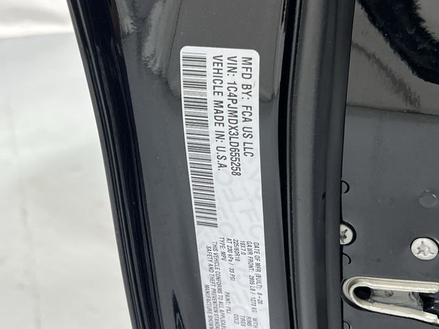 Thumbnail: 2020 Jeep Cherokee - 19