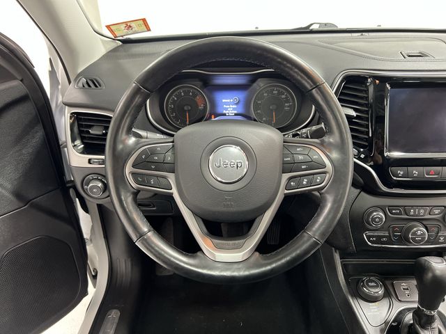 Thumbnail: 2021 Jeep Cherokee - 10