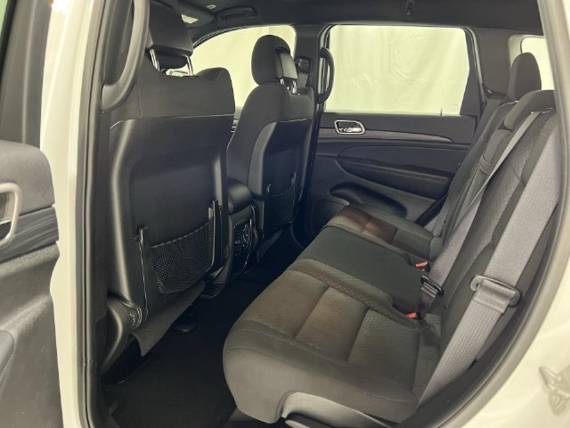 Thumbnail: 2021 Jeep Grand Cherokee - 28