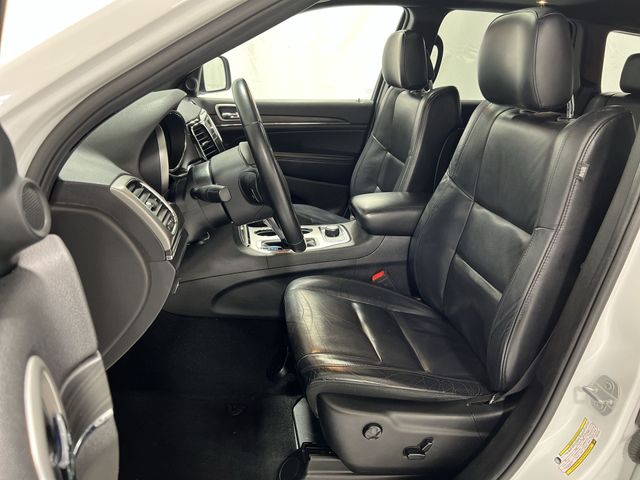 Thumbnail: 2019 Jeep Grand Cherokee - 12