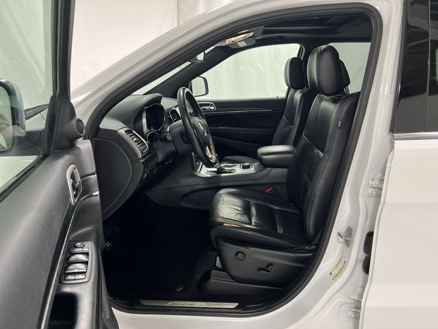 Thumbnail: 2019 Jeep Grand Cherokee - 11