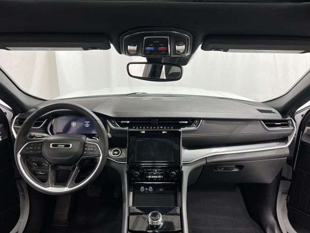 Thumbnail: 2023 Jeep Grand Cherokee - 2