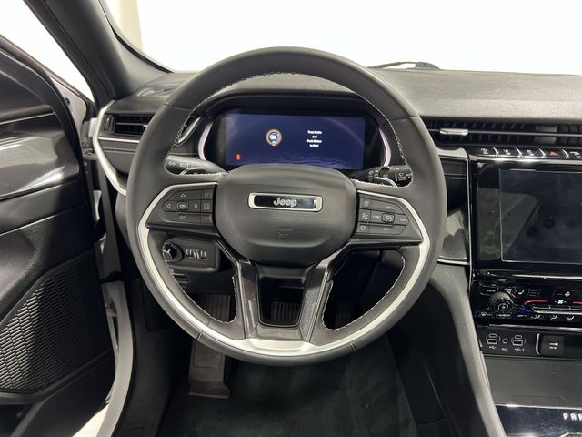 Thumbnail: 2023 Jeep Grand Cherokee - 10