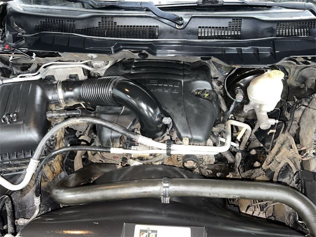 2014 RAM 1500 Laramie 9