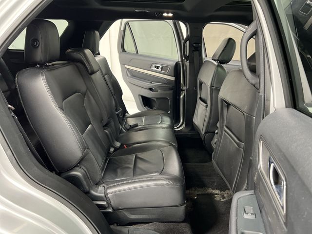 Thumbnail: 2018 Ford Explorer - 30