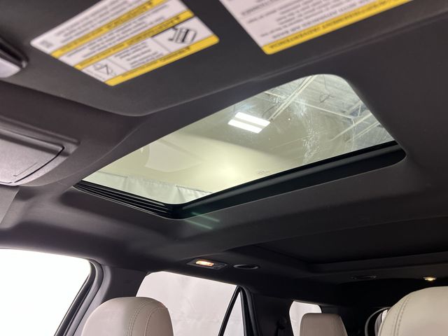 Thumbnail: 2013 Ford Explorer - 28