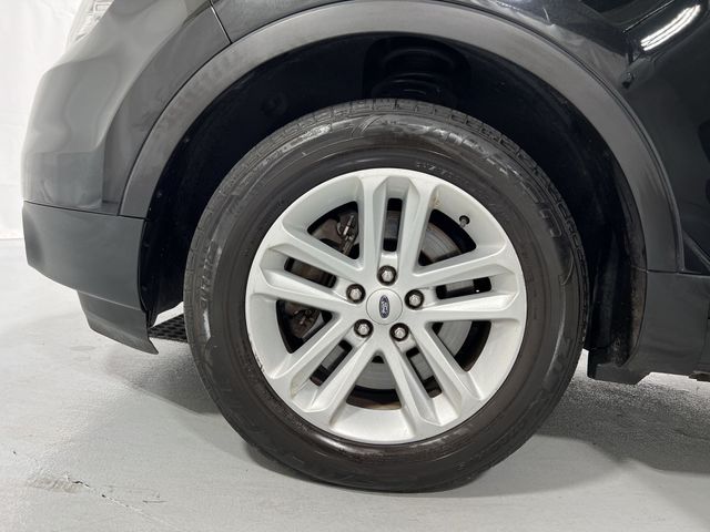 Thumbnail: 2013 Ford Explorer - 7