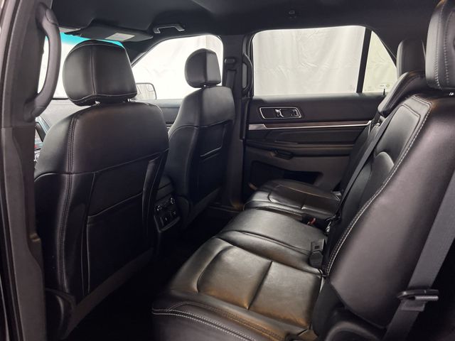 Thumbnail: 2016 Ford Explorer - 28