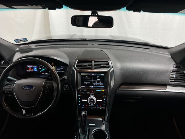 Thumbnail: 2016 Ford Explorer - 2