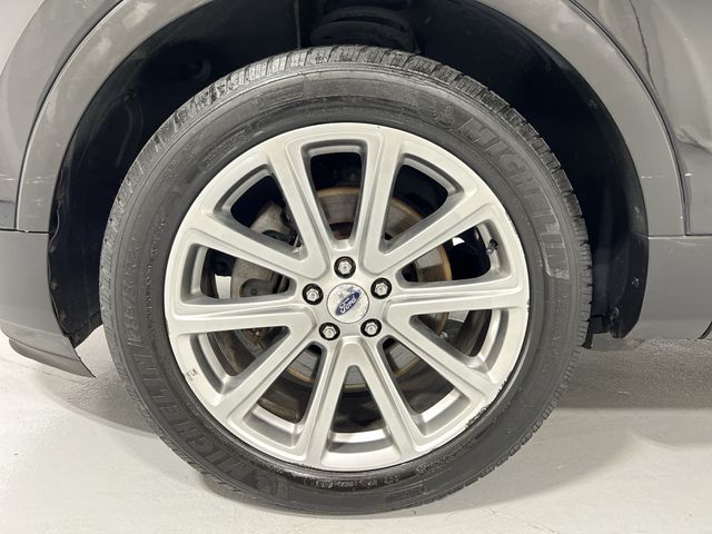 Thumbnail: 2016 Ford Explorer - 8