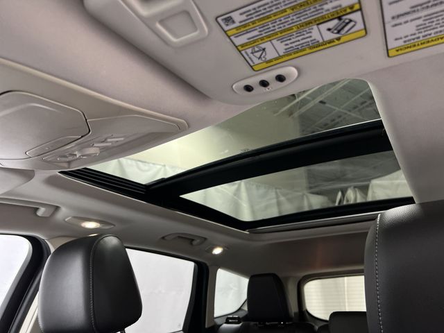 Thumbnail: 2013 Ford Escape - 28