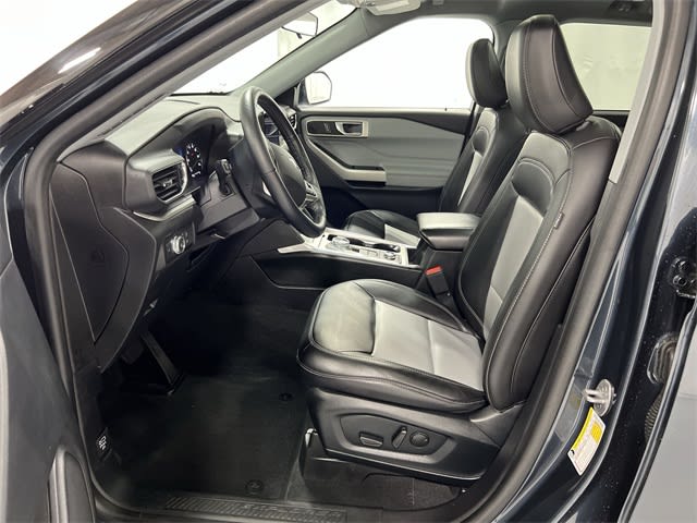 Thumbnail: 2022 Ford Explorer - 11