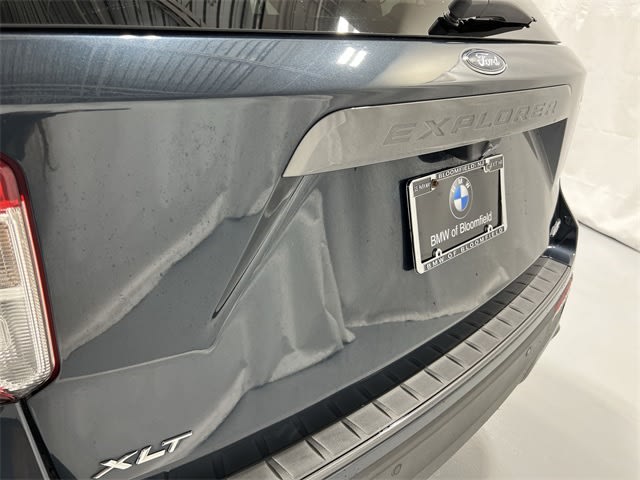 Thumbnail: 2022 Ford Explorer - 7