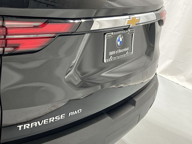 Thumbnail: 2023 Chevrolet Traverse - 7