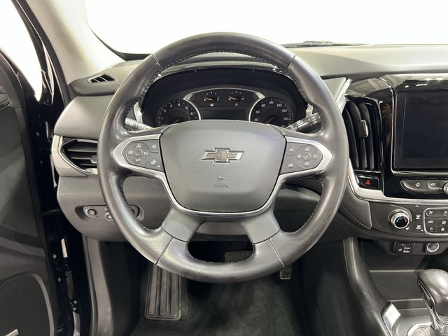 Thumbnail: 2021 Chevrolet Traverse - 9