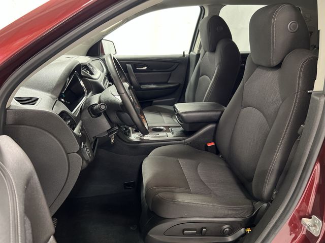 Thumbnail: 2017 Chevrolet Traverse - 11
