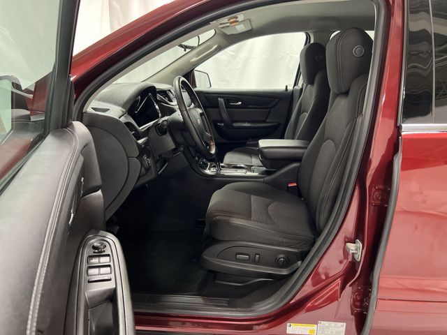 Thumbnail: 2017 Chevrolet Traverse - 10