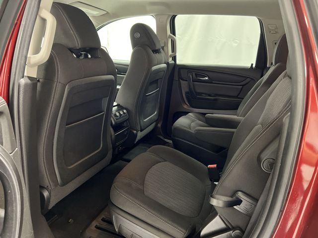Thumbnail: 2017 Chevrolet Traverse - 27