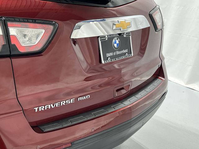Thumbnail: 2017 Chevrolet Traverse - 26