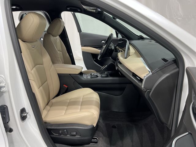 Thumbnail: 2024 Cadillac XT4 - 29