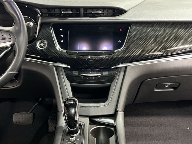 Thumbnail: 2020 Cadillac XT6 - 13
