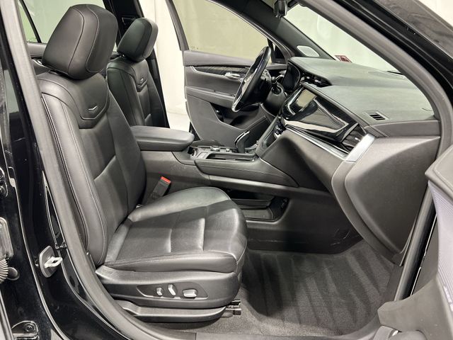 Thumbnail: 2020 Cadillac XT6 - 32