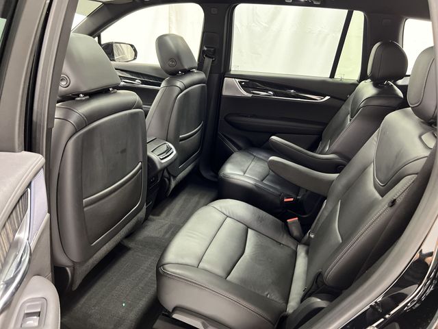 Thumbnail: 2020 Cadillac XT6 - 30