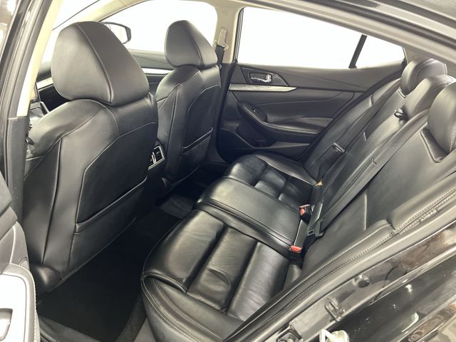 Thumbnail: 2019 Nissan Maxima - 24