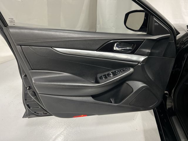 Thumbnail: 2019 Nissan Maxima - 27