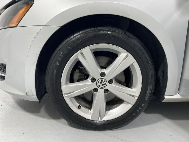 Thumbnail: 2013 Volkswagen Passat - 7