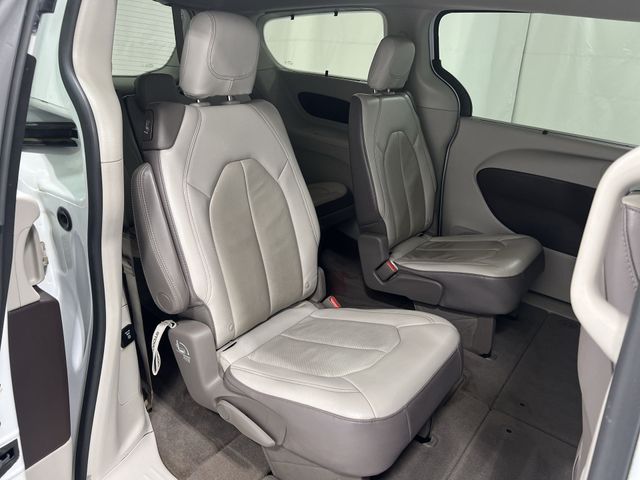 Thumbnail: 2019 Chrysler Pacifica - 26