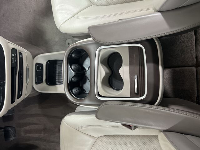 Thumbnail: 2019 Chrysler Pacifica - 15