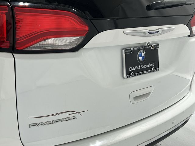 Thumbnail: 2019 Chrysler Pacifica - 7