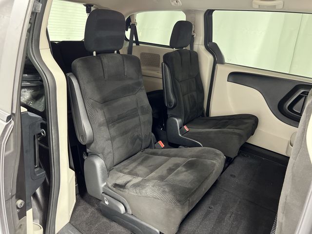 Thumbnail: 2016 Dodge Grand Caravan - 27