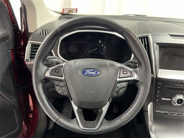 Thumbnail: 2019 Ford Edge - 10