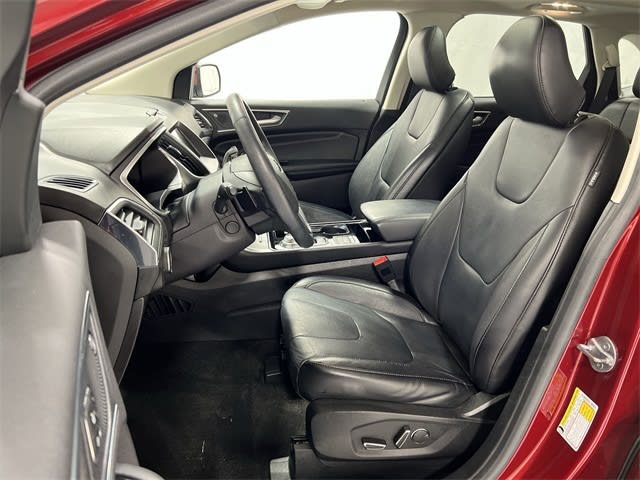 Thumbnail: 2019 Ford Edge - 12