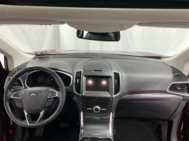 Thumbnail: 2019 Ford Edge - 2