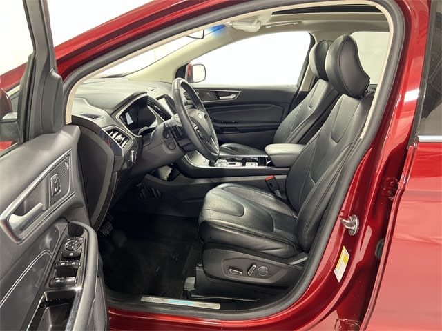 Thumbnail: 2019 Ford Edge - 11