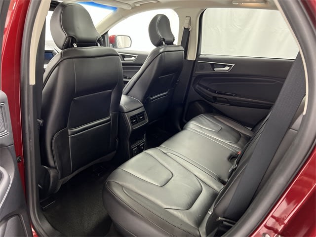 Thumbnail: 2019 Ford Edge - 28