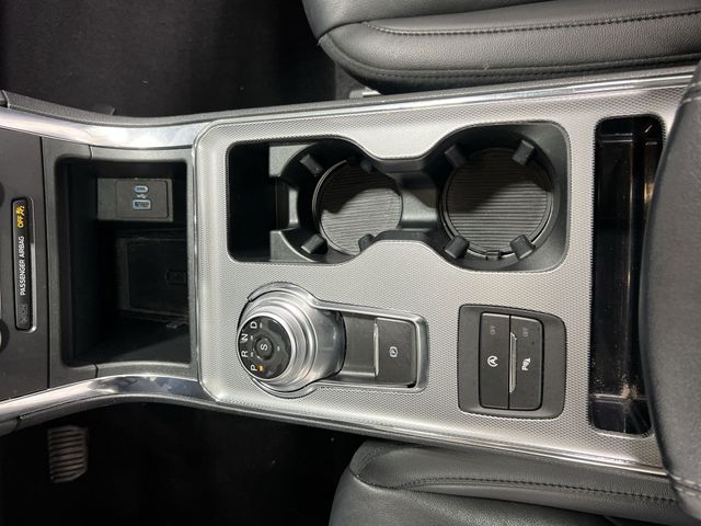 Thumbnail: 2021 Ford Edge - 15