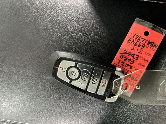 Thumbnail: 2021 Ford Edge - 18