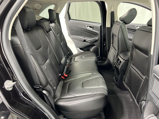 Thumbnail: 2021 Ford Edge - 30
