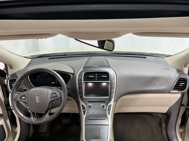 Thumbnail: 2018 Lincoln MKX - 2