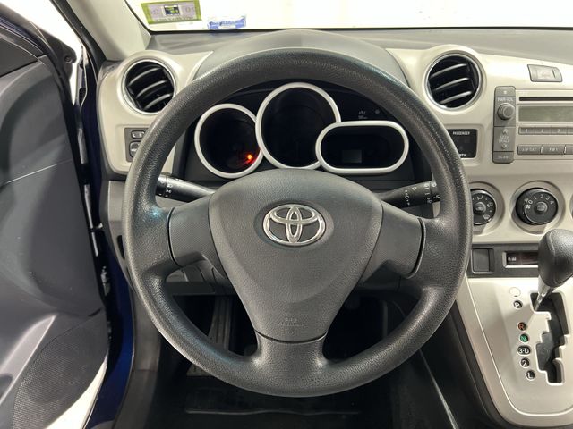 Thumbnail: 2009 Toyota Matrix - 10