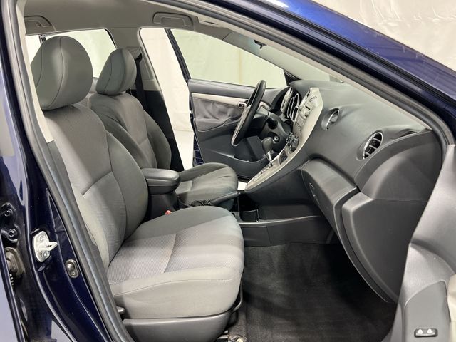 Thumbnail: 2009 Toyota Matrix - 28