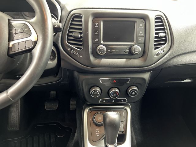 Thumbnail: 2017 Jeep Compass - 14