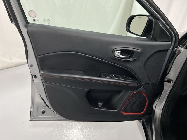 Thumbnail: 2019 Jeep Compass - 34