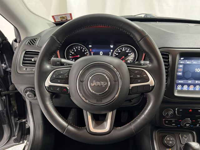 Thumbnail: 2019 Jeep Compass - 9